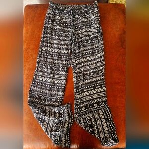 Ruby Rd. Casual Black and White Patterned Pants
